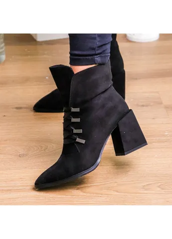 Чорні демісезонна ботильйони жіночі sirius 3246 38 24,5 см чорний Fashion