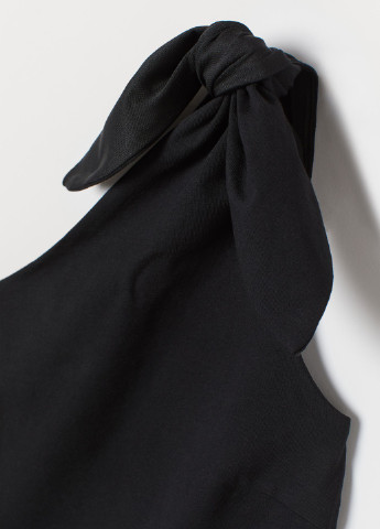 Чорна кежуал сукня H&M однотонна