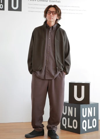 Коричневые спортивные демисезонные прямые брюки Uniqlo