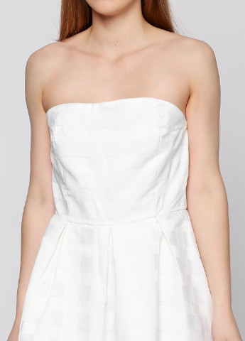 Белое кэжуал платье Glamorous в полоску