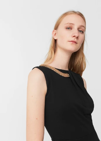 Черное вечернее платье клеш Mango однотонное