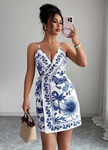 Белое коктейльное, кэжуал платье на запах SHEIN с рисунком