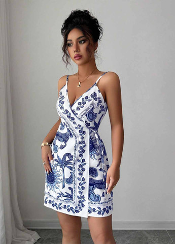 Белое коктейльное, кэжуал платье на запах SHEIN с рисунком