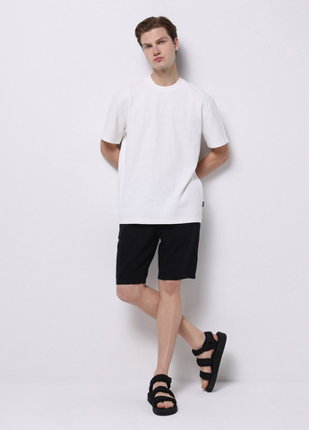 Біла футболка Colin's