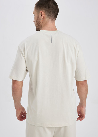 Светло-бежевая футболка DeFacto