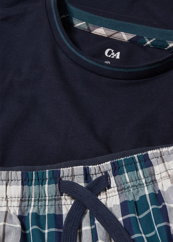 Комбинированный демисезонный комплект (футболка, шорты) C&A