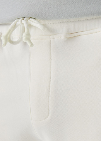 Молочные спортивные демисезонные джоггеры брюки UNITED4