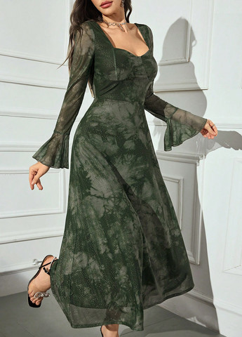 Темно-зелена вечірня сукня силуетна, кльош SHEIN тай-дай