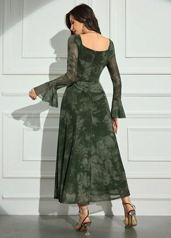 Темно-зелена вечірня сукня силуетна, кльош SHEIN тай-дай
