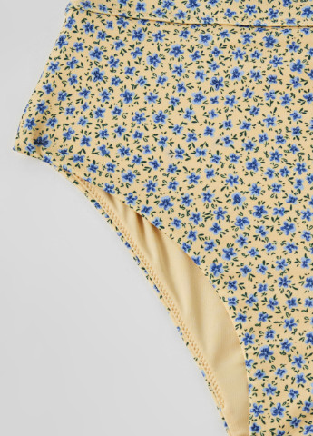 Цветные купальные трусики-плавки с цветочным принтом Pull & Bear