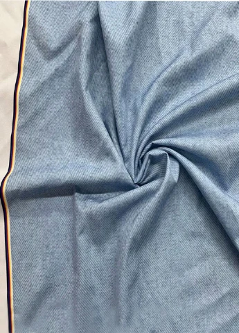 Голубые демисезонные зауженные джинсы SHEIN