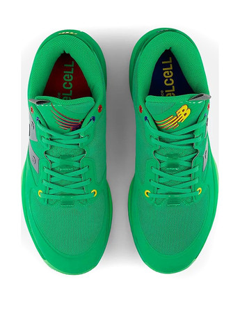Зеленые демисезонные кроссовки New Balance