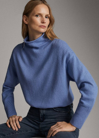 Блакитний демісезонний светр Massimo Dutti