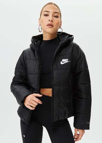Чорна зимня куртка Nike SWOOSH PADDED