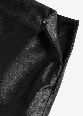 Черная кэжуал однотонная юбка H&M а-силуэта (трапеция)