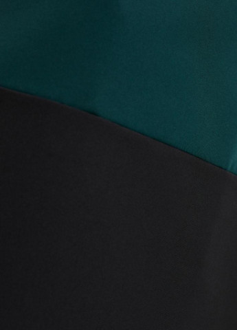 Зелена кежуал легке лаконічне двокольорове плаття трапеція amanda зелений Podium однотонна