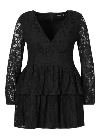 Черное кэжуал платье Boohoo однотонное