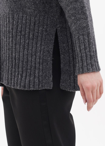 Сірий зимовий светр Laurel