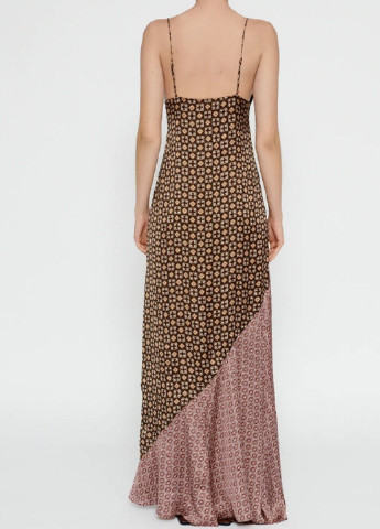 Коричневое кэжуал платье Zara с абстрактным узором