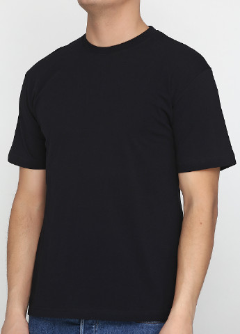 Чорна футболка Factorx