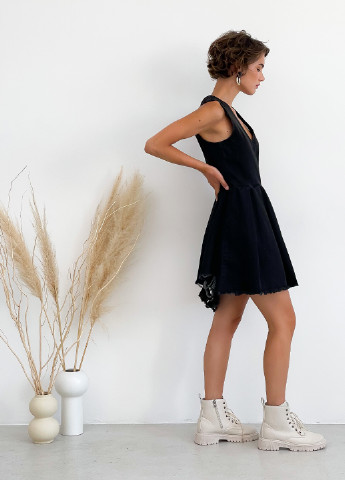 Черное кэжуал джинсовое мини платье с прорезями с открытыми плечами, а-силуэт, клеш, бэби долл, плиссированное One Teaspoon однотонное
