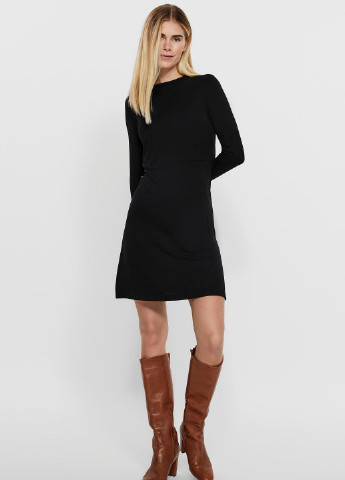 Черное кэжуал платье Vero Moda однотонное