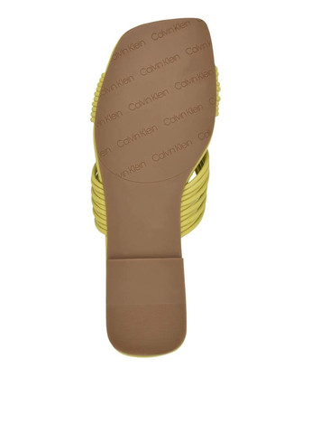 Оливковые шлепанцы Calvin Klein плетение