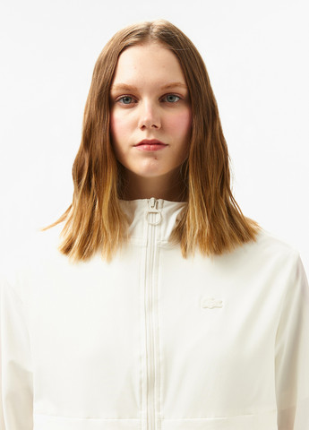 Молочная демисезонная куртка Lacoste