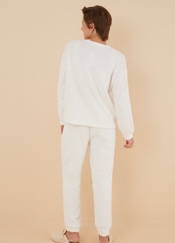 Белая зимняя пижама (свитшот, брюки) Women'secret