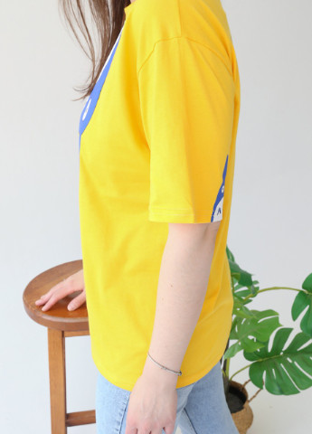 Жовта всесезон футболка жіноча жовта широка з притном з коротким рукавом JEANSclub Свободная