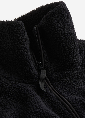 Черная демисезонная куртка H&M