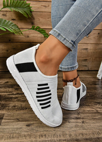 Белые туфли SHEIN