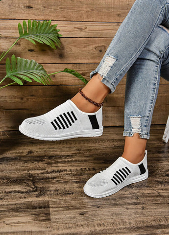 Белые туфли SHEIN