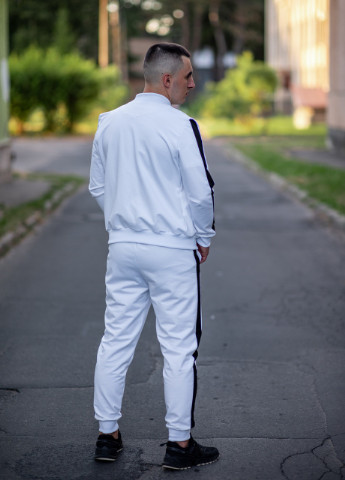 Белый демисезонный мужской спортивный костюм брючный V.O.G.