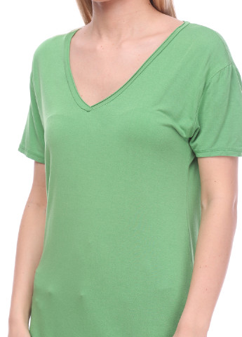 Зеленая летняя футболка Aggresive