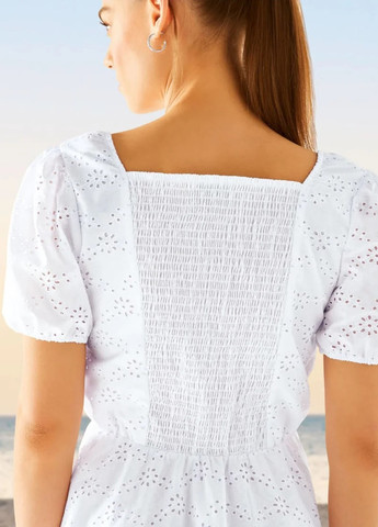 Белое кэжуал платье клеш Esmara с геометрическим узором