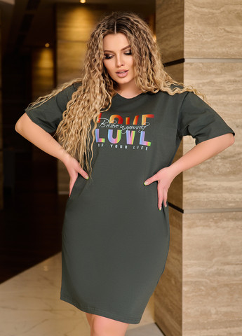 Оливковое (хаки) кэжуал платье платье-футболка Demma с надписью