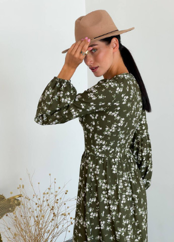 Оливковое (хаки) платье Liton с цветочным принтом