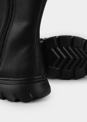 Осенние сапоги Geox со шнуровкой