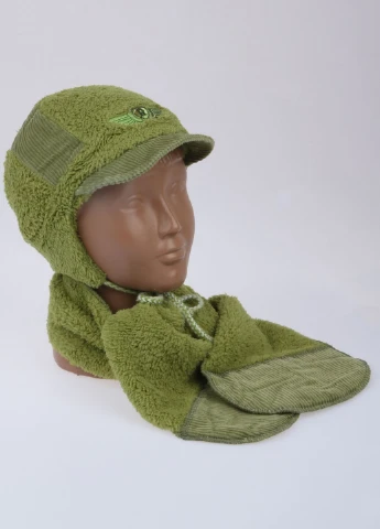 Зелений комплект (шапка, шафр) Raster
