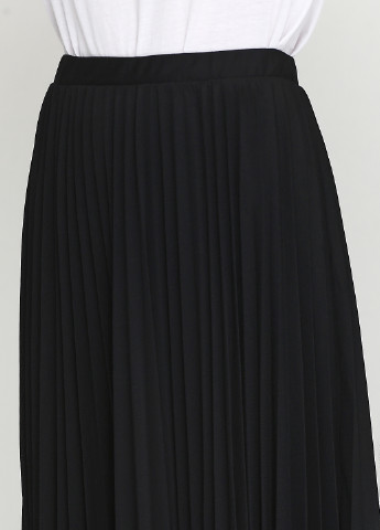 Черная кэжуал однотонная юбка H&M миди