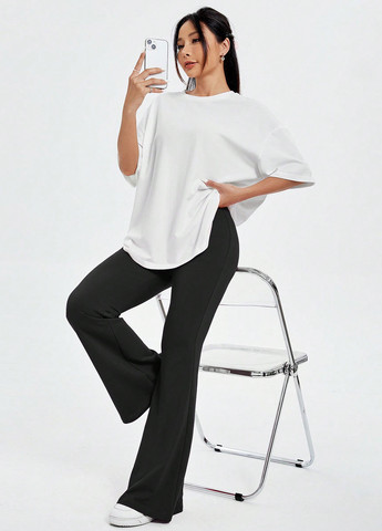 Черно-белый летний комплект (футболка, брюки) SHEIN