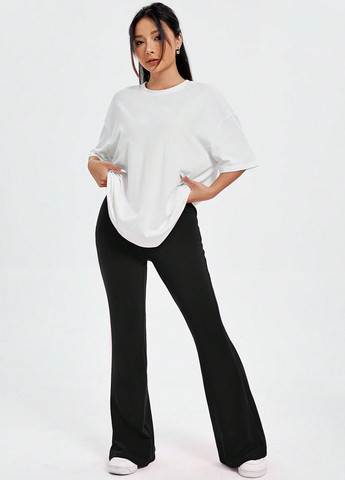 Черно-белый летний комплект (футболка, брюки) SHEIN