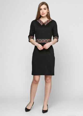 Черное коктейльное платье ЕтноМодерн с орнаментом