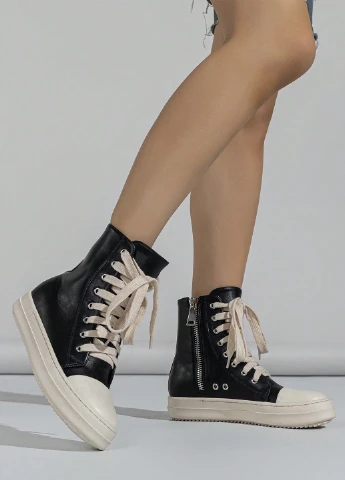 Черные кеды SHEIN