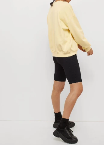 Светло-желтый свитшот H&M однотонный (252628932)