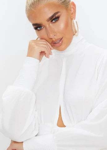 Белая блуза PrettyLittleThing