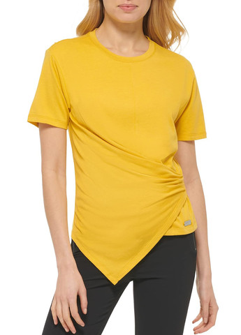 Желтая летняя футболка DKNY