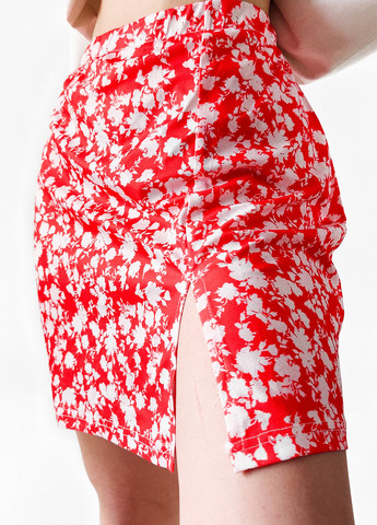 Красная кэжуал цветочной расцветки юбка Boohoo а-силуэта (трапеция)