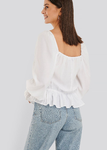Белая блуза NA-KD